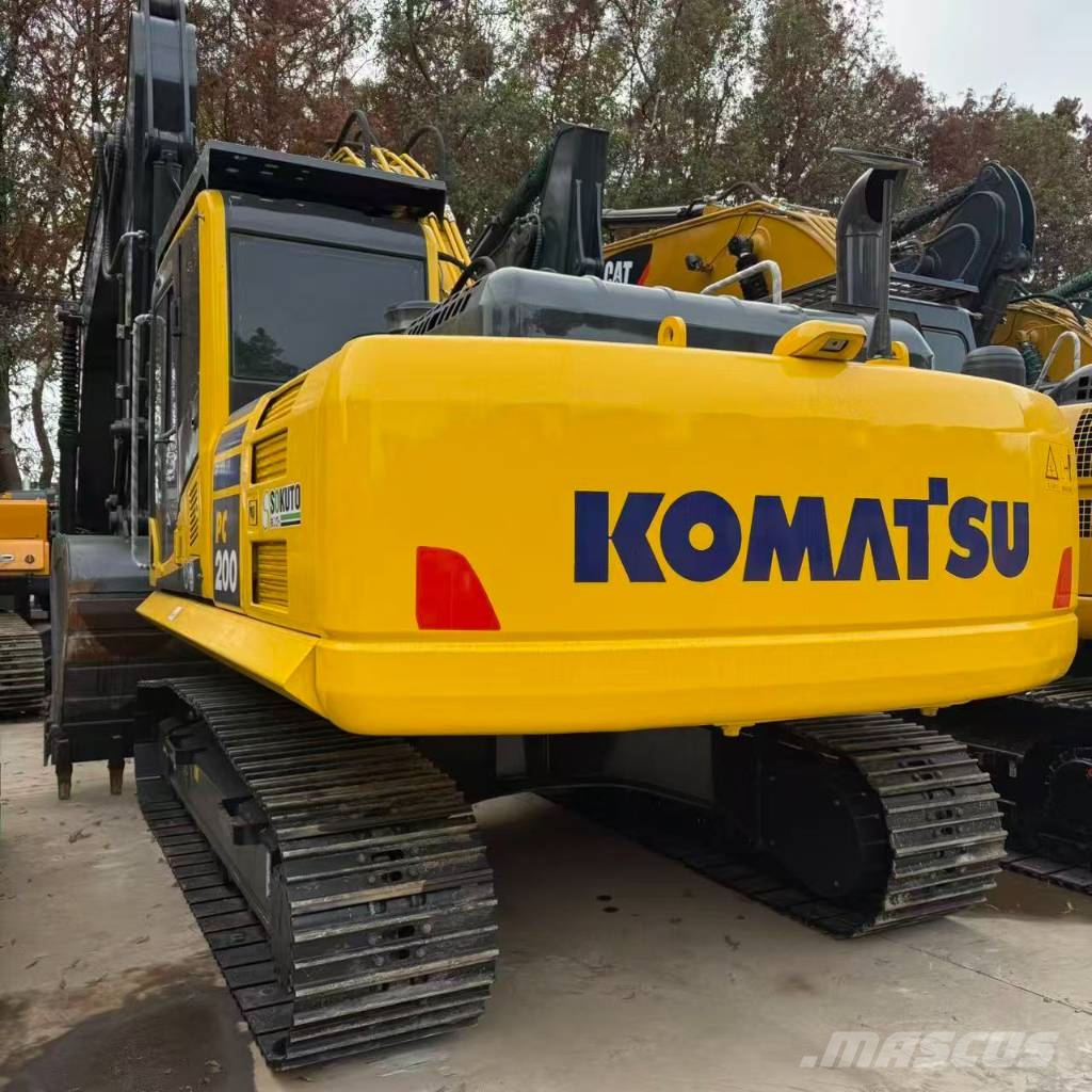 Komatsu PC 200-8N1 Гусеничні екскаватори