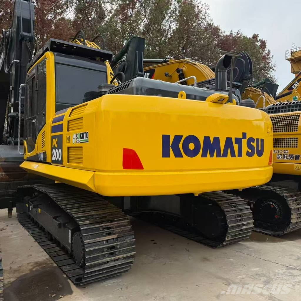 Komatsu PC 200-8N1 Гусеничні екскаватори