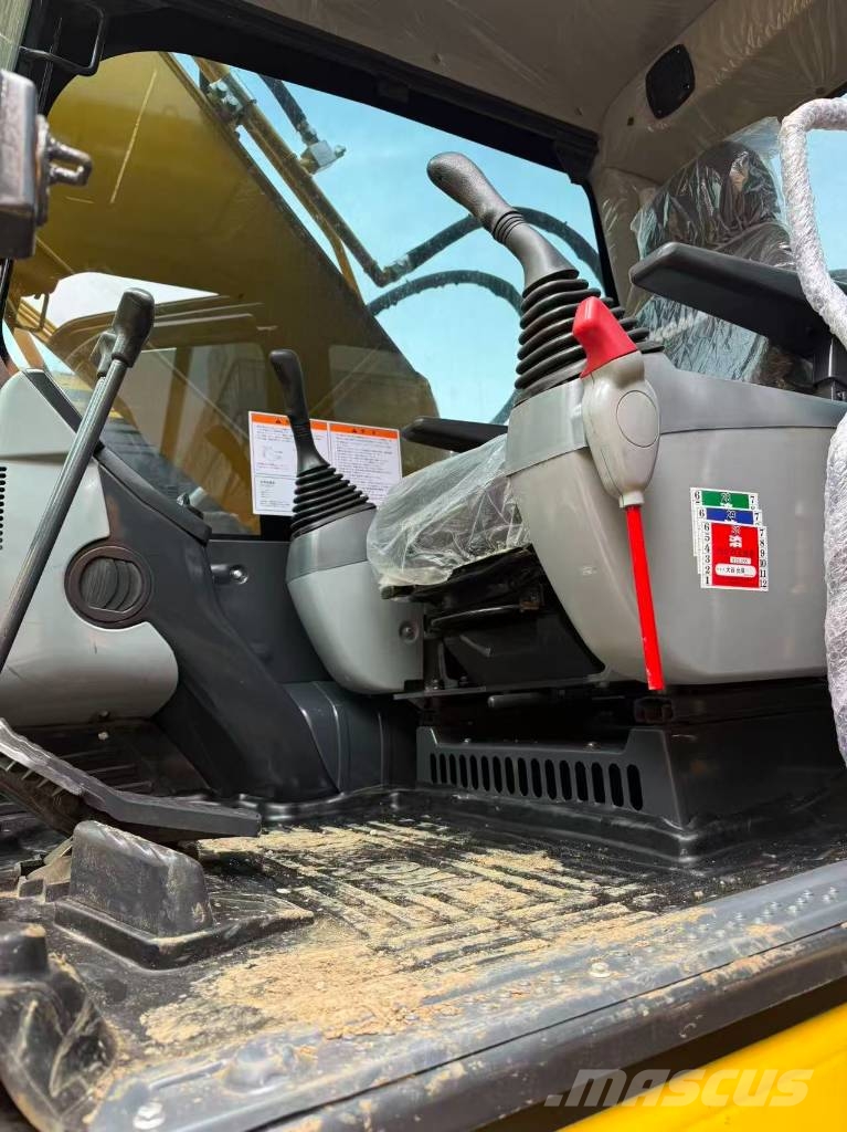 Komatsu PC 200-8N1 Гусеничні екскаватори