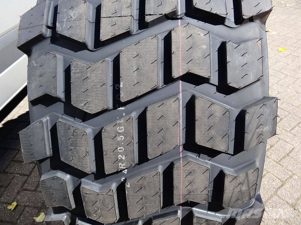Advance 24R20.5 GLF02 Gumiabroncsok, kerekek és felnik