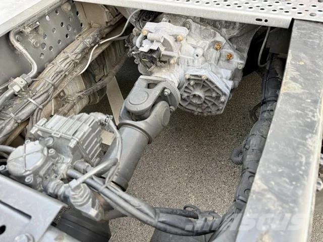 Mercedes-Benz Actros 1845 StreamSpace / Euro 6 Sattelzugmaschinen