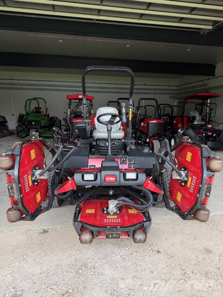 Toro GROUNDSMASTER 4500D Päältäajettavat ruohonleikkurit