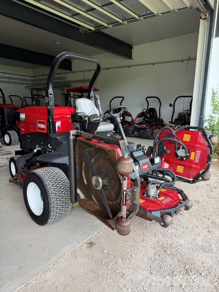 Toro GROUNDSMASTER 4500D Päältäajettavat ruohonleikkurit