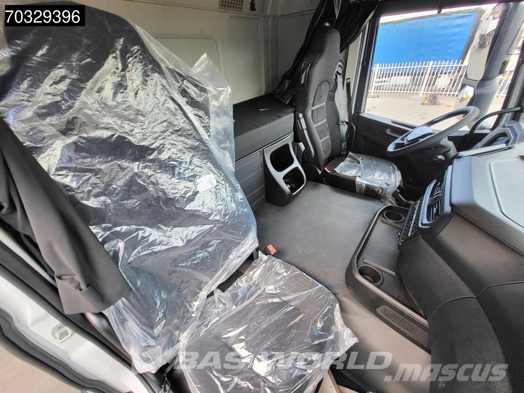 Iveco X-Way 500 8X4 NEW! 13m3 KH Dreiseitenkipper Full S Bañeras basculantes usadas