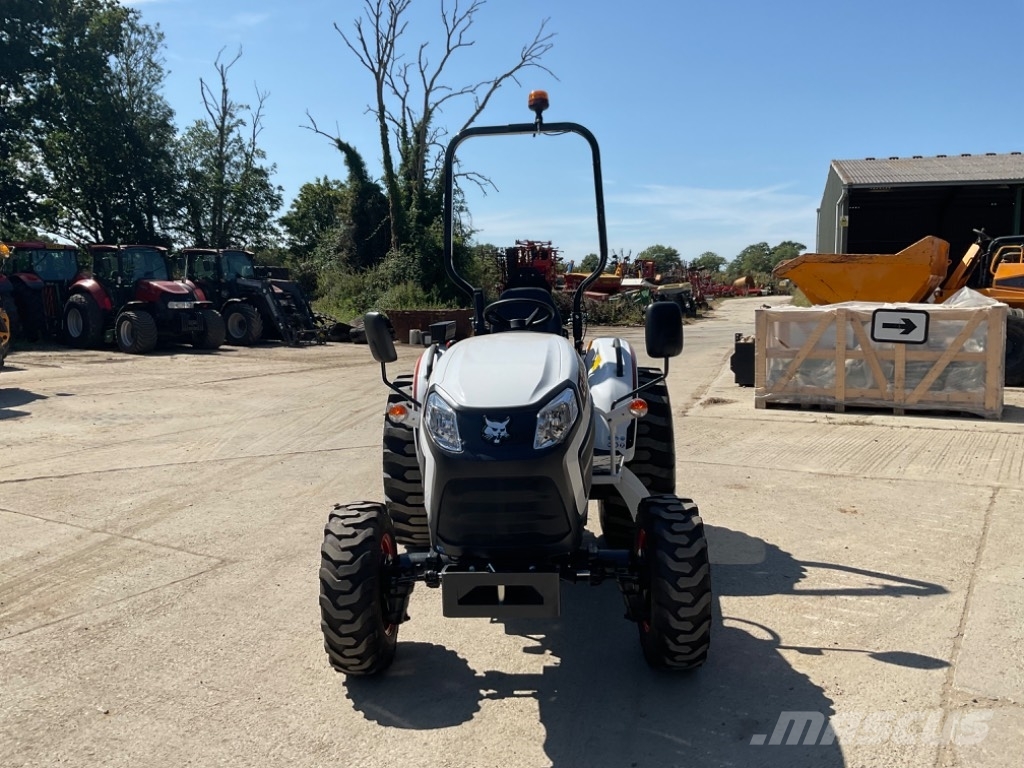Bobcat CT 2025 Трактори