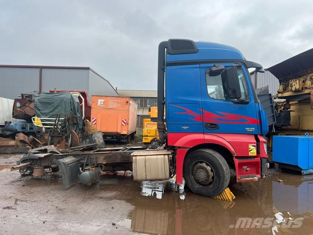 Mercedes-Benz Actros 1845 Tahače