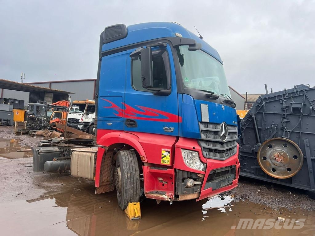 Mercedes-Benz Actros 1845 Tahače
