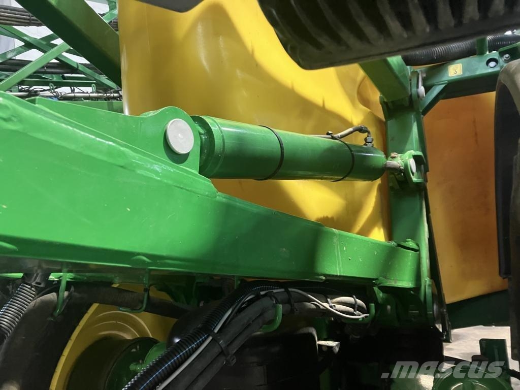 John Deere R962I ANHÄNGEFELDSPRITZE Haagispritsid