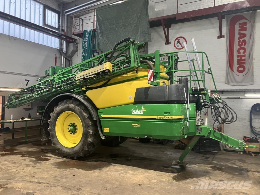 John Deere R962I ANHÄNGEFELDSPRITZE Haagispritsid