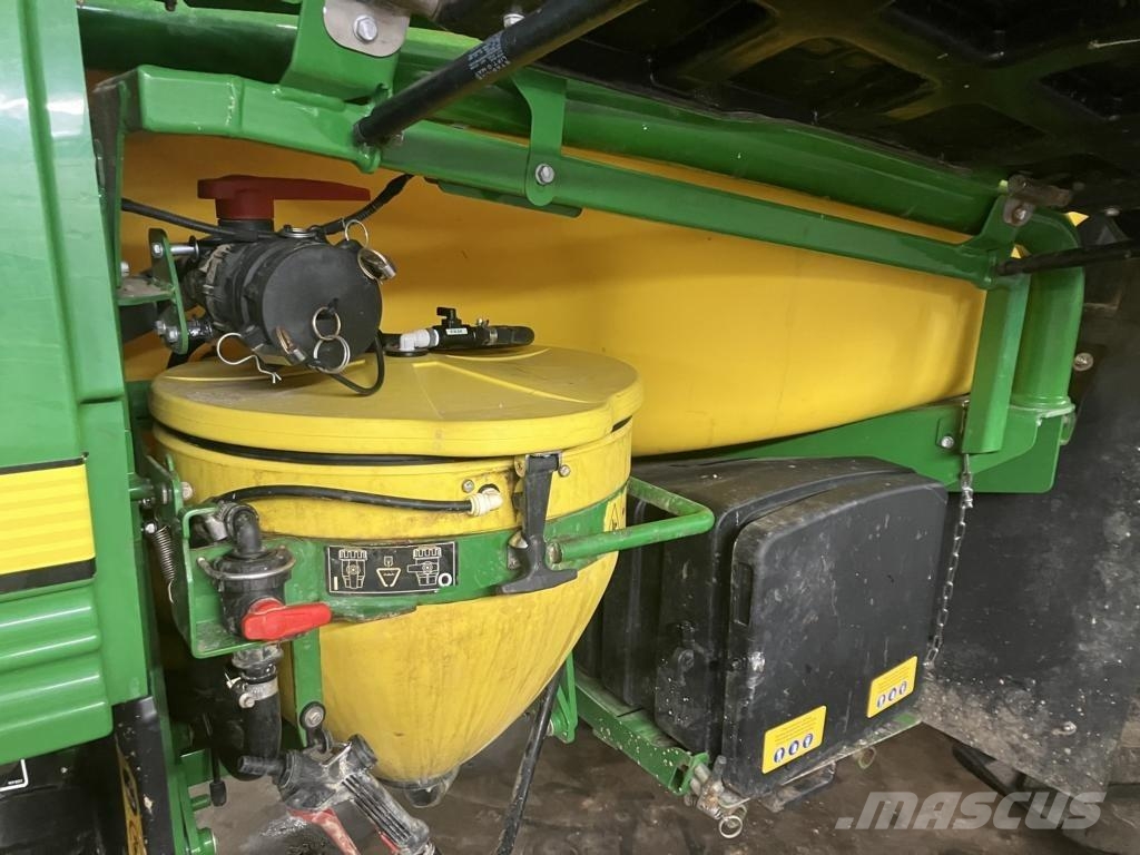John Deere R962I ANHÄNGEFELDSPRITZE Haagispritsid