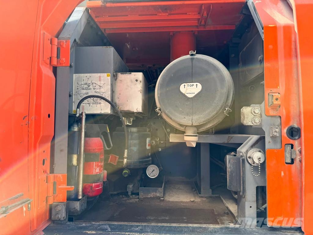 Hitachi ZX300LC-6 Escavadeiras de esteiras