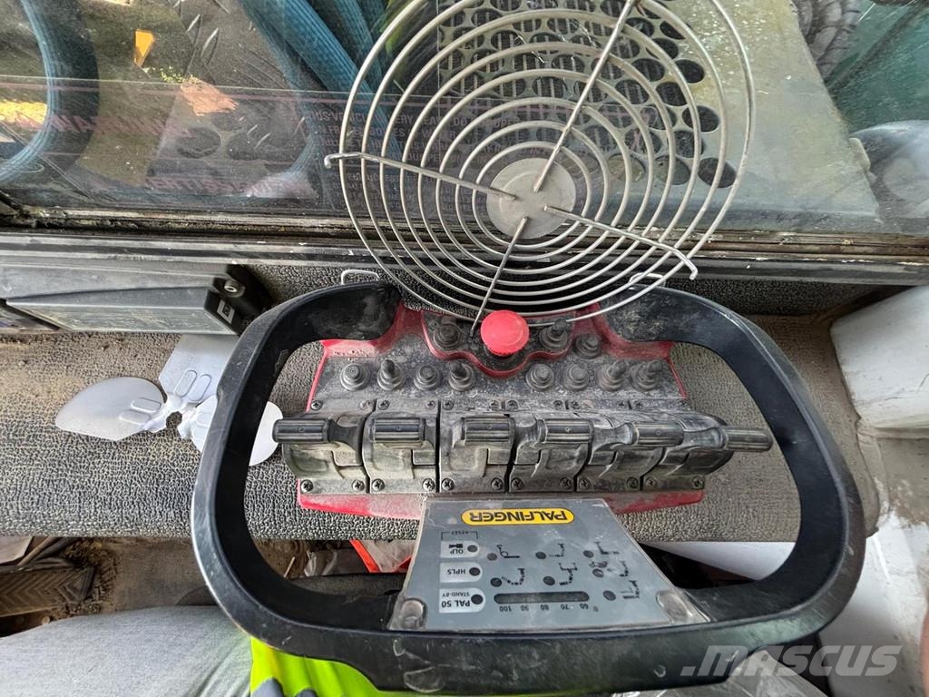 Prinoth GT 3000 GT 3000 حراثات ونصول الجليد