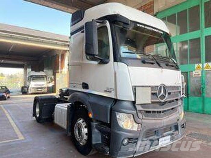 MB Trac Actros 1845 拖拉机/农用车