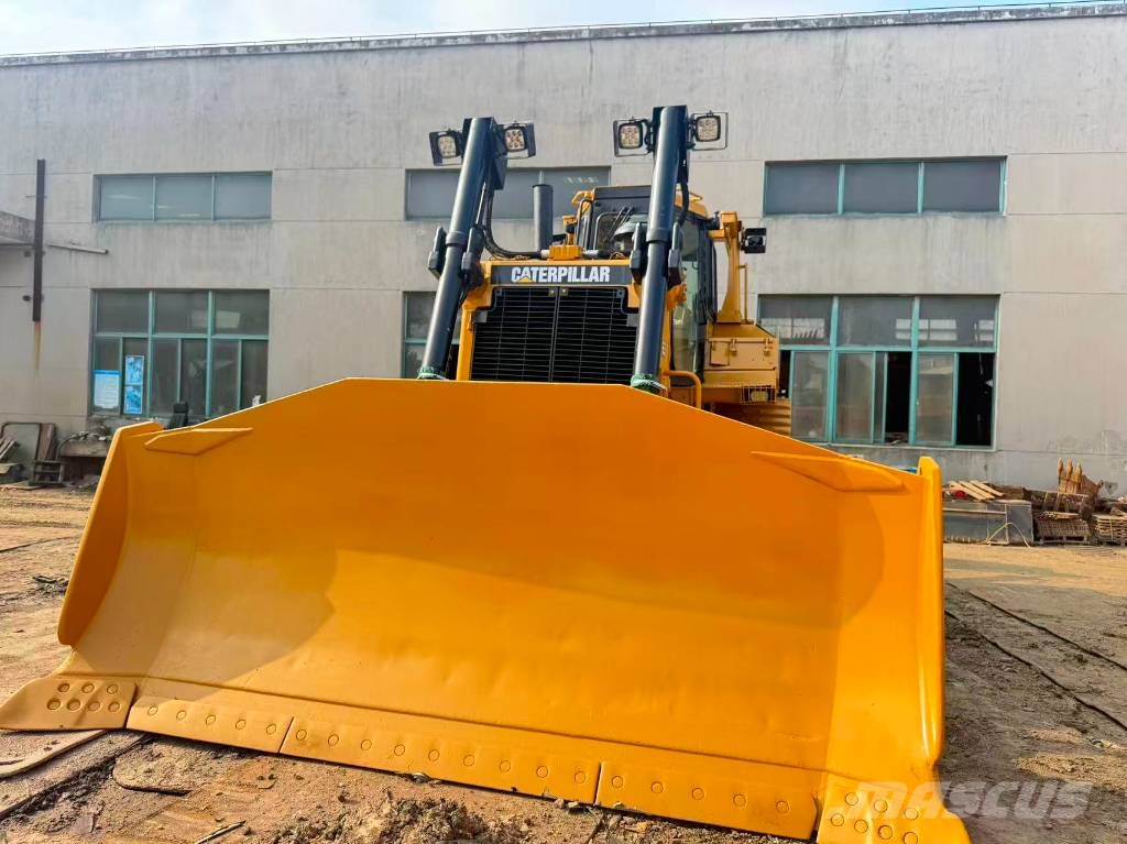 CAT D 8 R Buldožeri guseničari