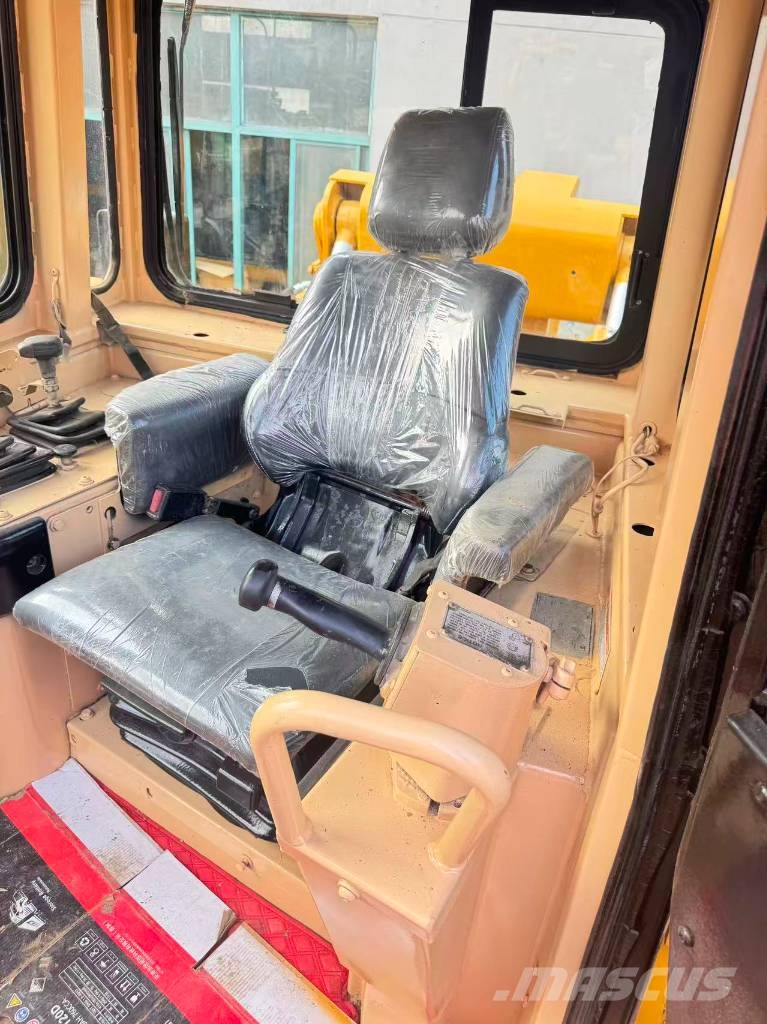CAT D 8 R Buldožeri guseničari