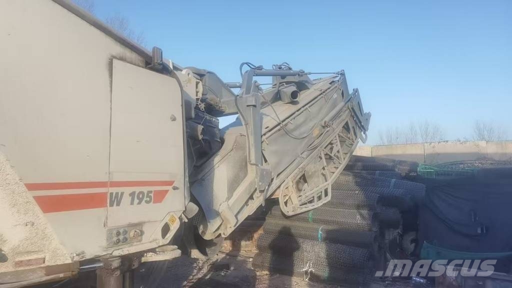 Wirtgen W 195 P Fresa a freddo per asfalto