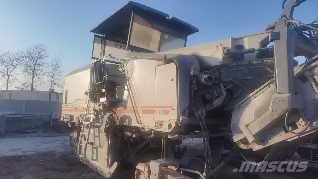 Wirtgen W 195 P Fresa a freddo per asfalto