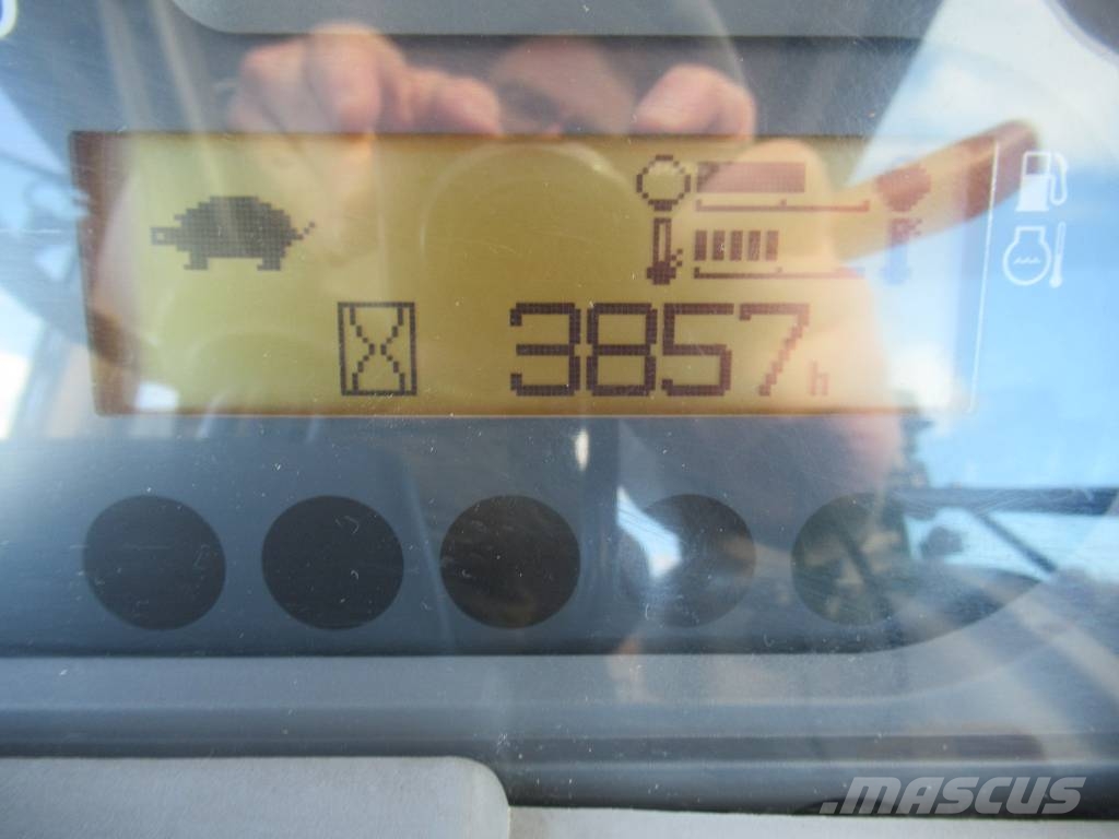 Iseki TG 5470 AURA+HIEKOITIN+HARJA Трактори