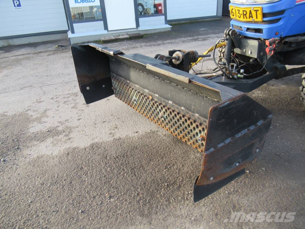 Iseki TG 5470 AURA+HIEKOITIN+HARJA Трактори