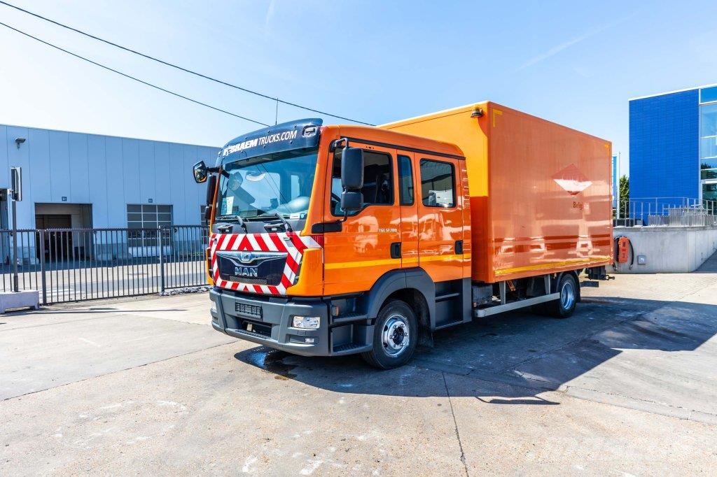 MAN TGL 12.180 BL -DOKA Camiones con caja de remolque