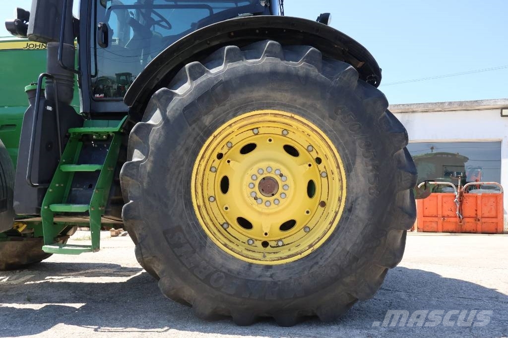 John Deere 7215 R Traktoren