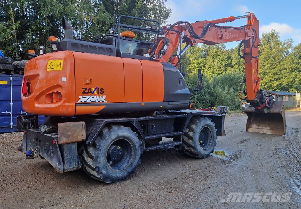 Hitachi ZX170W-6 Ratasekskavaatorid