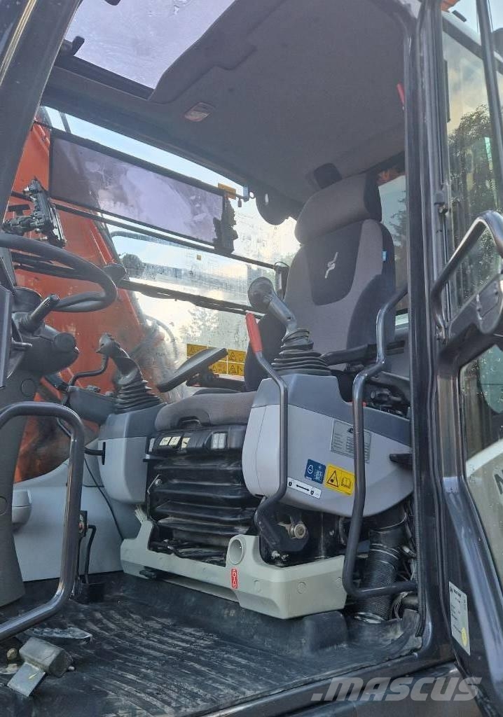 Hitachi ZX170W-6 Ratasekskavaatorid