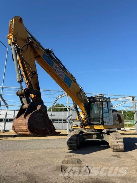 Liebherr R 946 Lánctalpas kotrók