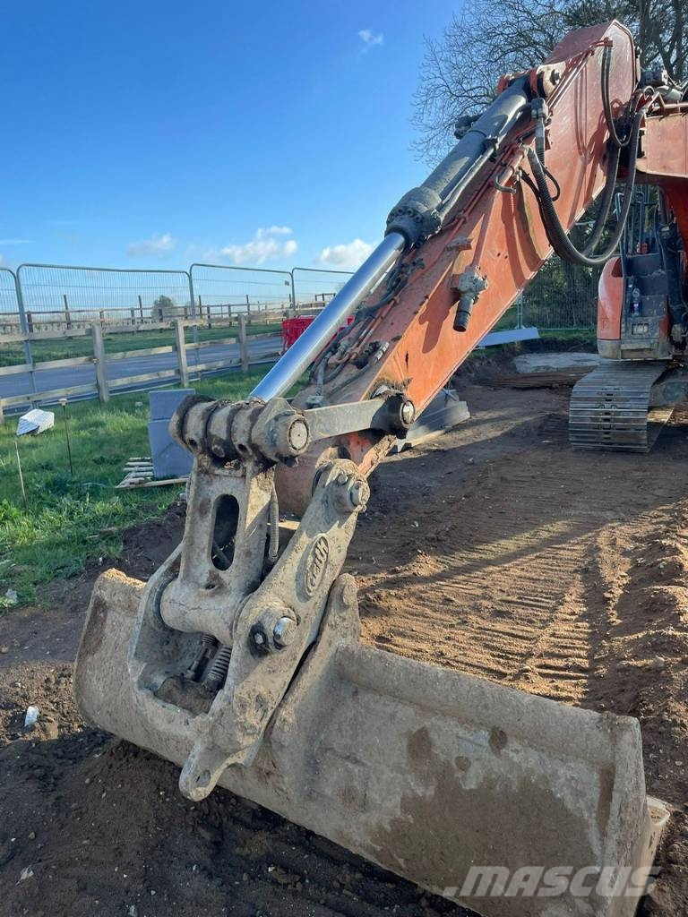 Doosan DX 140 LCR-5 حفارات زحافة