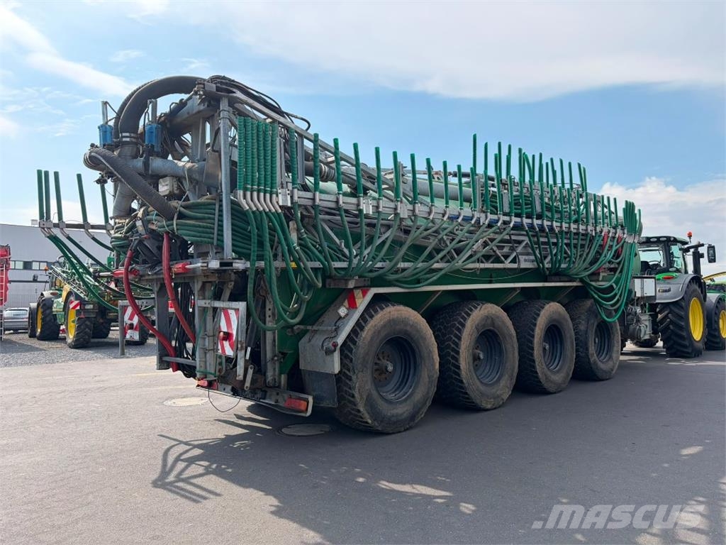 Kotte PVL 33 صهاريج الملاط