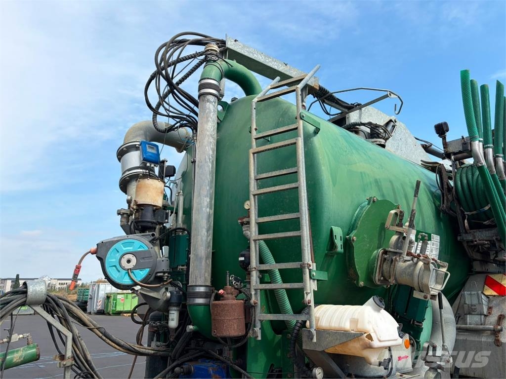 Kotte PVL 33 صهاريج الملاط