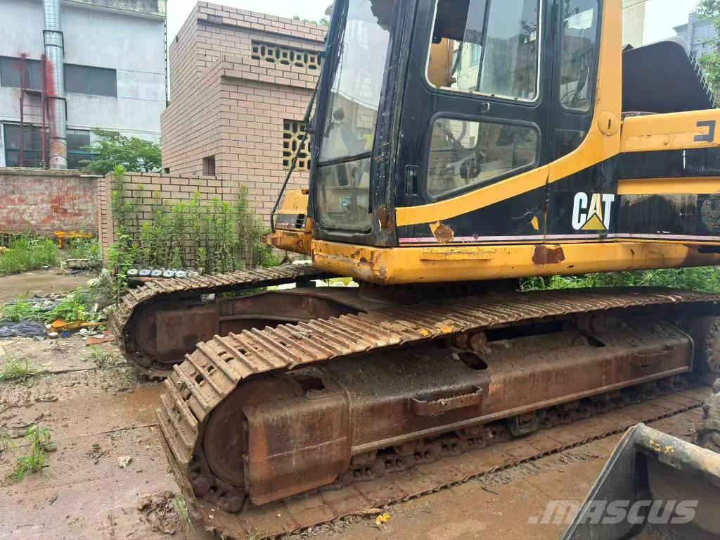 CAT 320BL 履带挖掘机