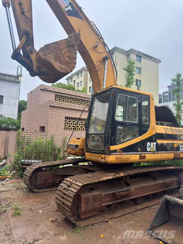 CAT 320BL 履带挖掘机