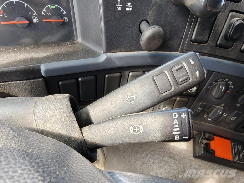 Volvo 440 6x2 Автокранове