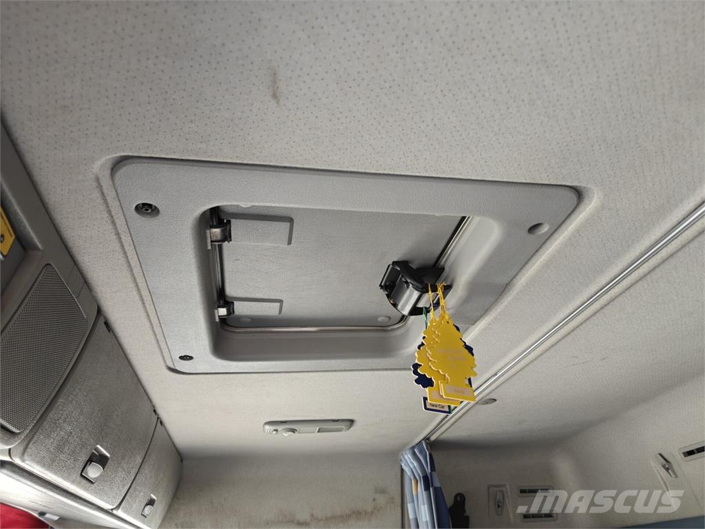 Volvo 440 6x2 Автокранове