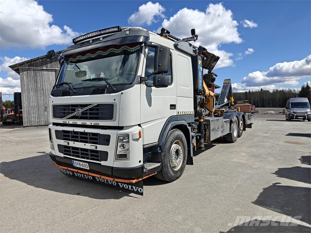 Volvo 440 6x2 Автокранове
