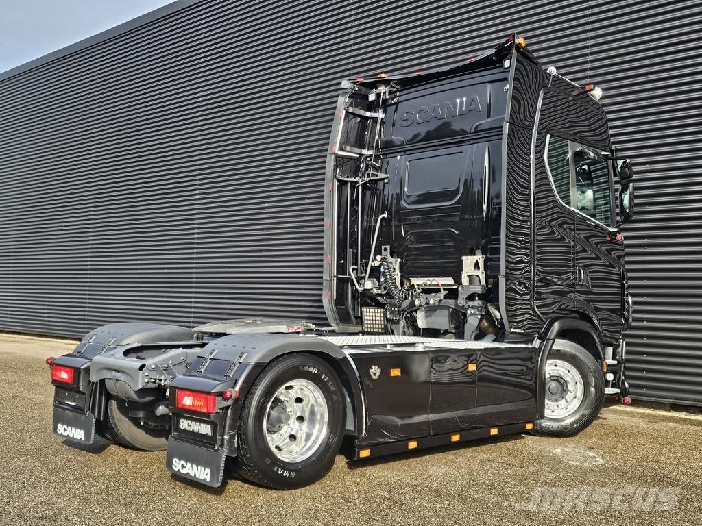 Scania S520 V8 4x2 / FULL AIR / RETARDER / PARKING COOLER Vilcēji