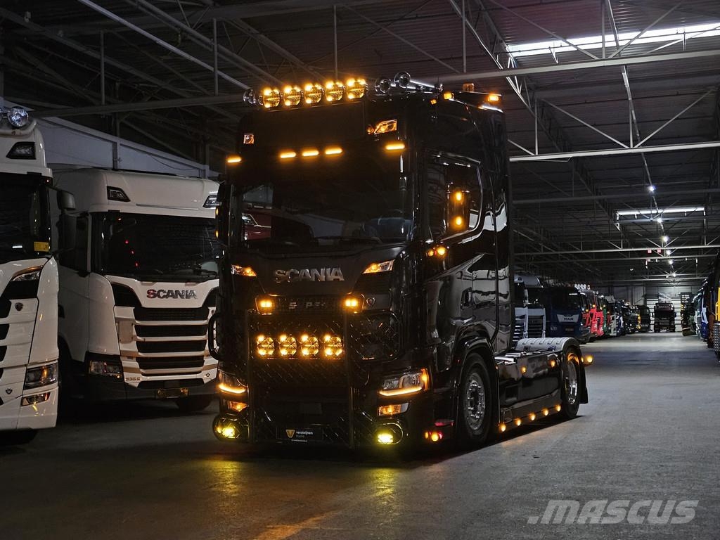 Scania S520 V8 4x2 / FULL AIR / RETARDER / PARKING COOLER Vilcēji