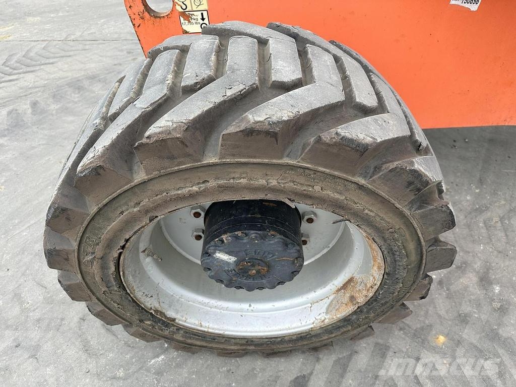JLG 800AJ Knikarmhoogwerkers