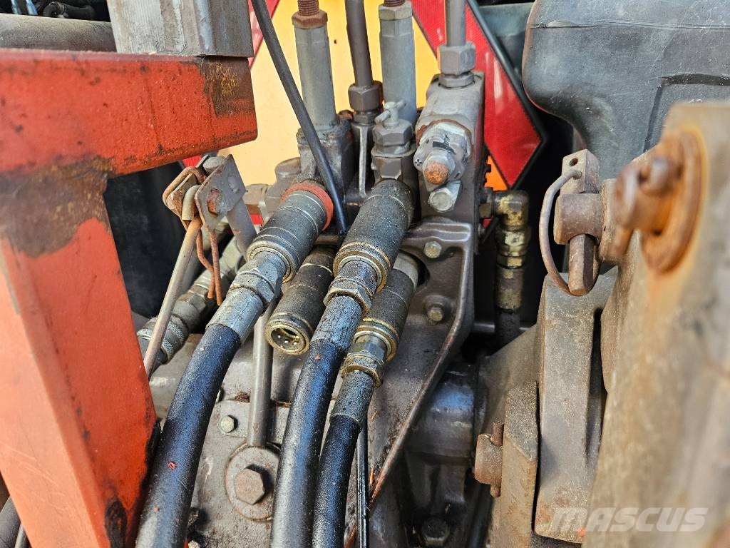 MASSEY FERGUSON 3060 MED VRETEN SKOGSVAGN Traktorid