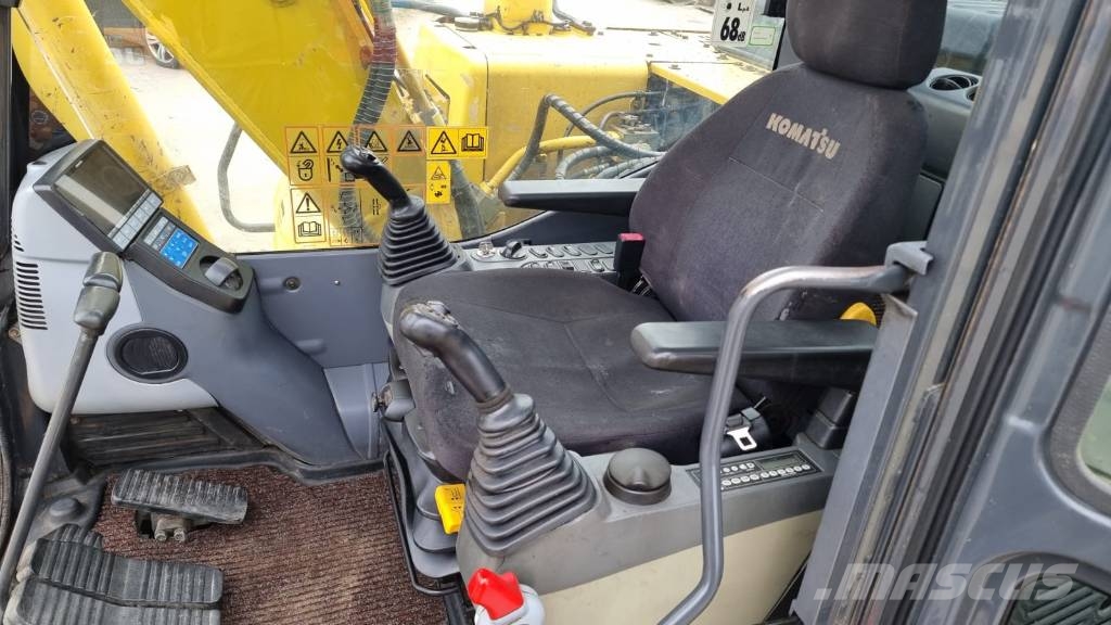 Komatsu PC 130-8 Bog Master Gravemaskiner på larvebånd