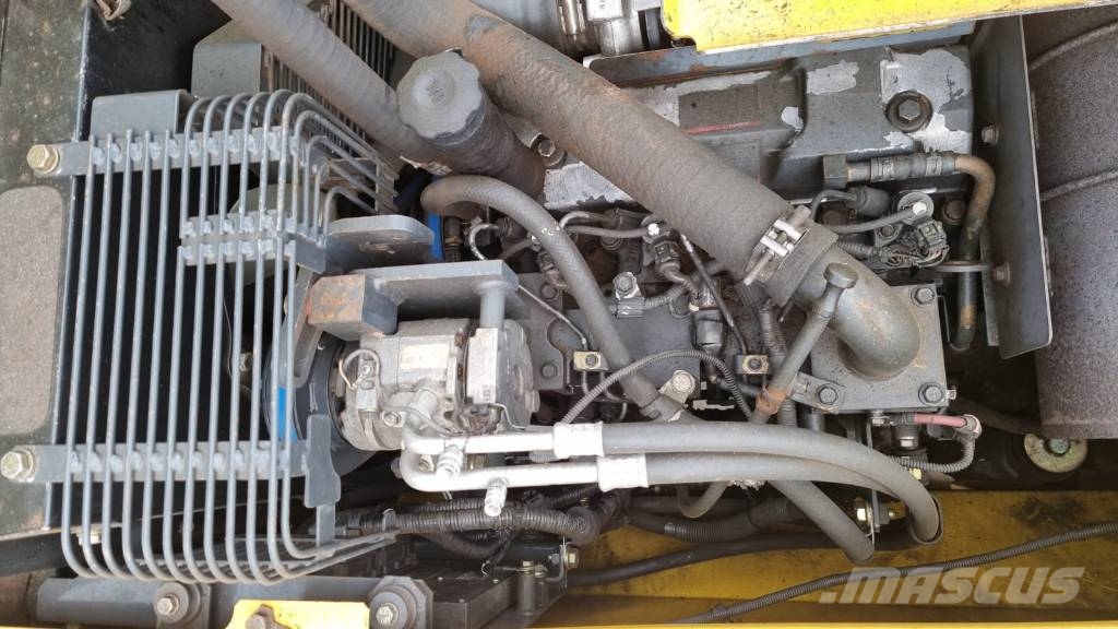 Komatsu PC 130-8 Bog Master Gravemaskiner på larvebånd