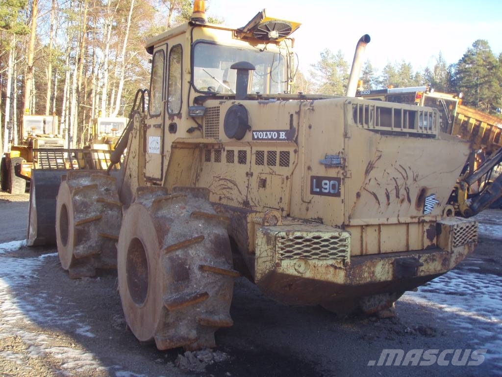 Volvo BM L 90 Compactor Tekerlekli yükleyiciler