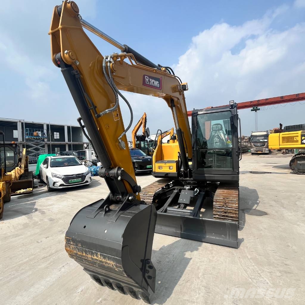 XCMG XE 75 GA Midi excavators 7t - 12t