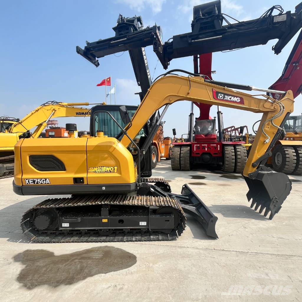 XCMG XE 75 GA Midi excavators 7t - 12t