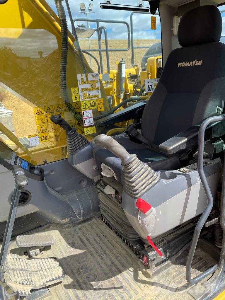 Komatsu PC 210 LC-11 履带挖掘机
