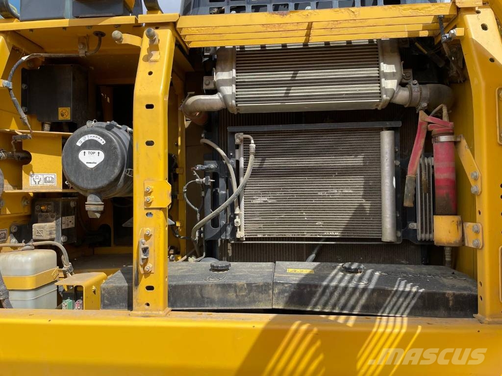 Komatsu PC 210 LC-11 履带挖掘机