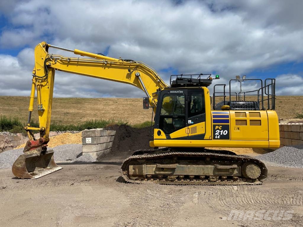 Komatsu PC 210 LC-11 履带挖掘机