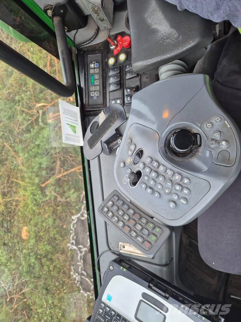 John Deere 1110E Transportadoras