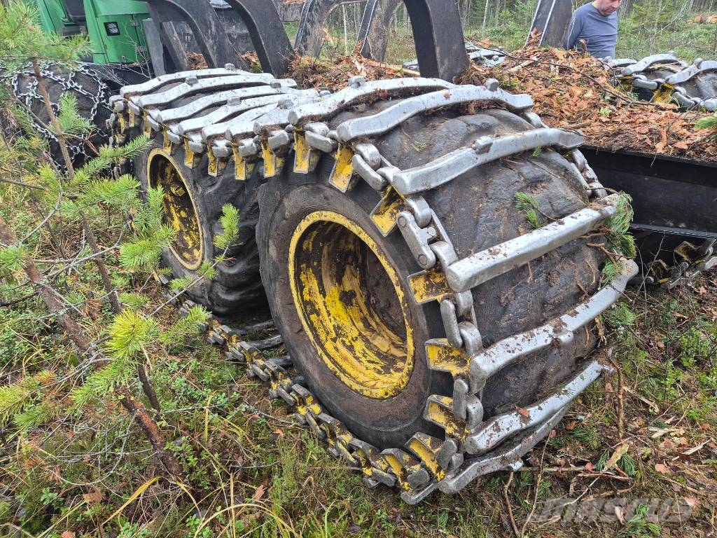 John Deere 1110E Transportadoras